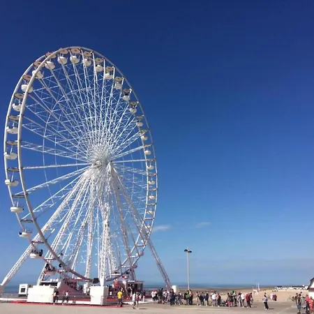 Apartment In With Sea Views